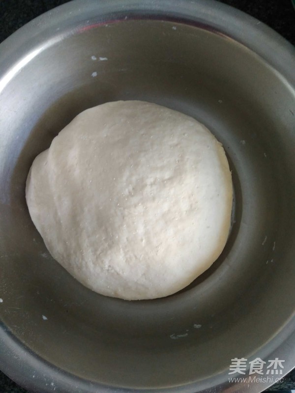 茴香鸡蛋包子的做法步骤：1
