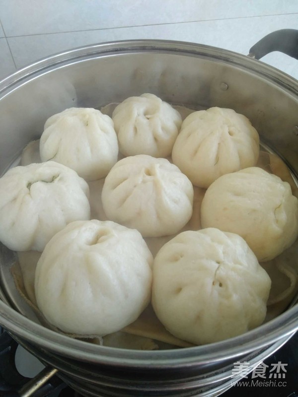 茴香鸡蛋包子的做法步骤:10