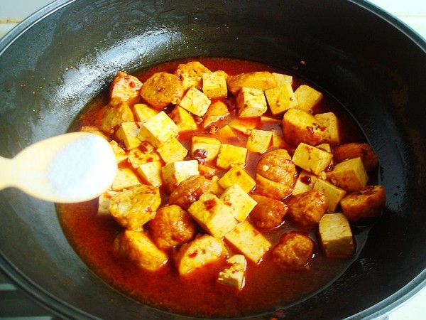 鱼丸烧豆腐的做法步骤:7
