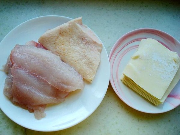 鱼肉馄饨的做法步骤：1