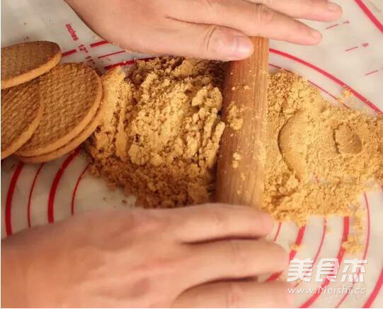 8寸心形芝士慕斯蛋糕的做法步骤：2