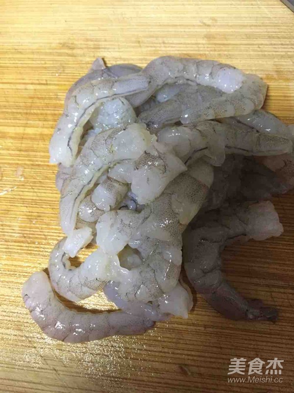 海鲜小馄饨的做法步骤：2