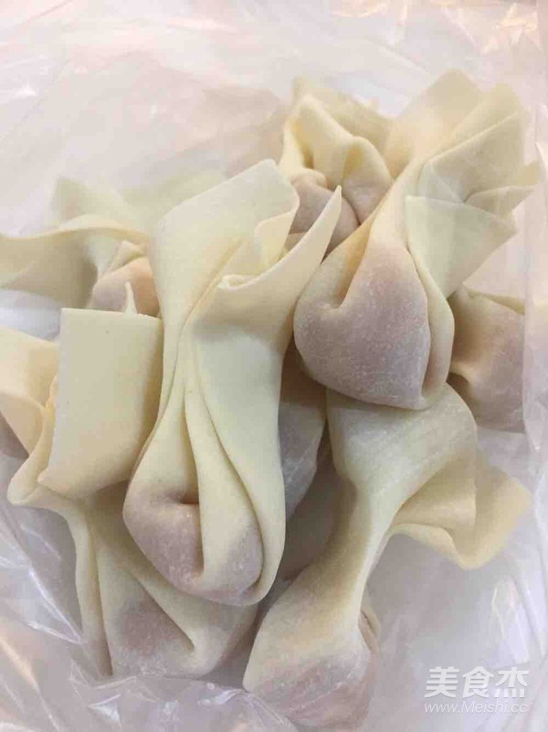 海鲜小馄饨的做法步骤：6