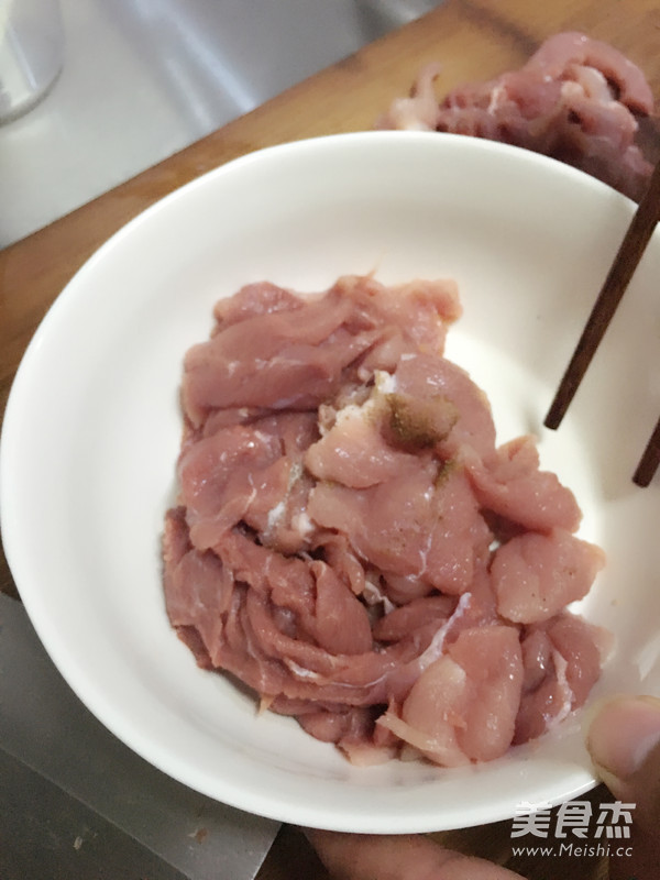 锅包肉的做法步骤：2