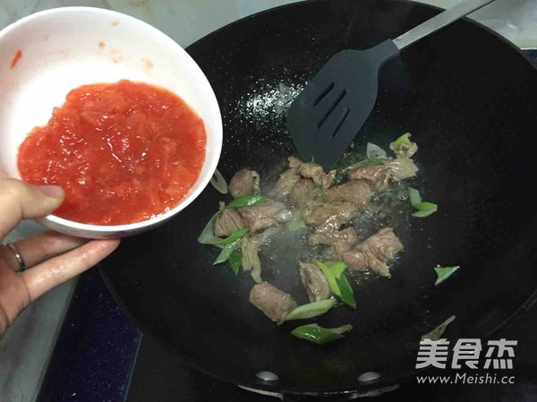 土豆牛肉粉条的做法步骤：6