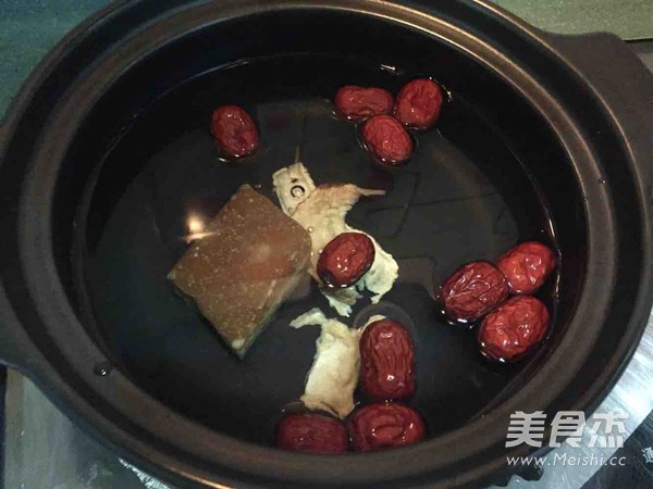 当归红枣鸡蛋汤的做法步骤:5