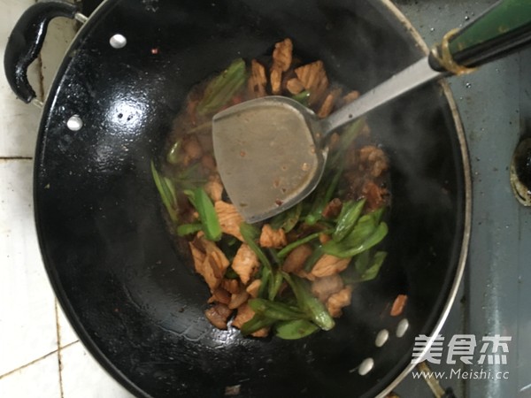 辣椒炒肉的做法步骤：5