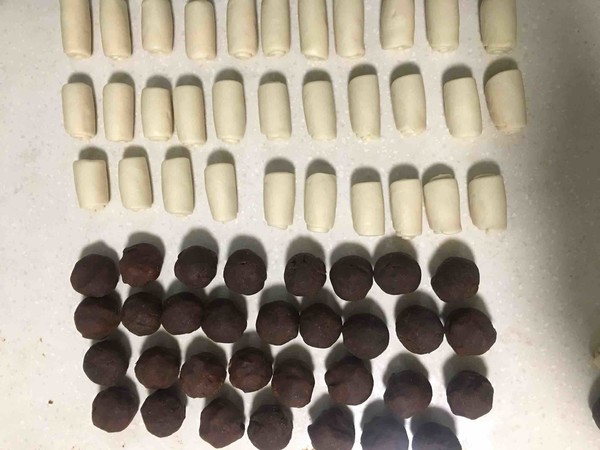 蛋黄酥的做法步骤:15
