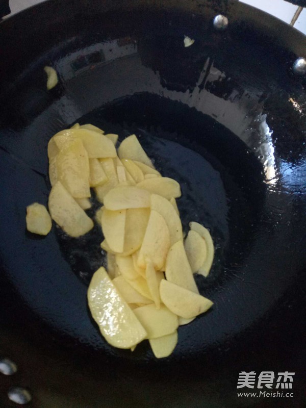 炸薯片的做法步骤：6
