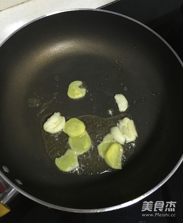 缤纷炒饭的做法步骤:3