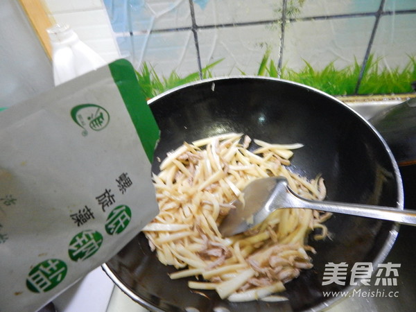 茭白炒肉的做法步骤：14