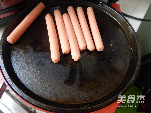 芹菜叶卷火腿饼的做法步骤：12