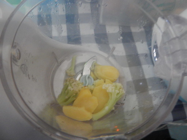 婴儿辅食-花菜土豆泥的做法步骤:6