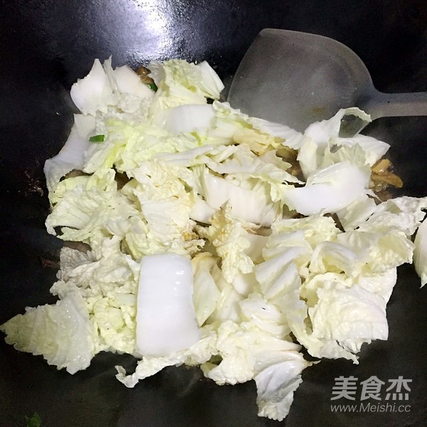 牛肉粉丝炖白菜的做法步骤：4