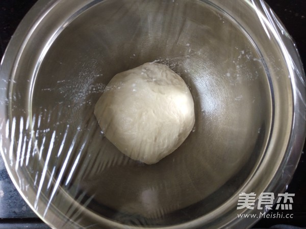 香葱火腿面包卷的做法步骤:2