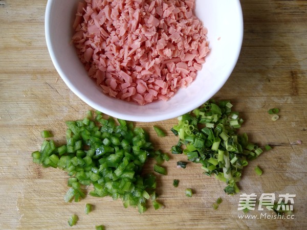 香葱火腿面包卷的做法步骤:5