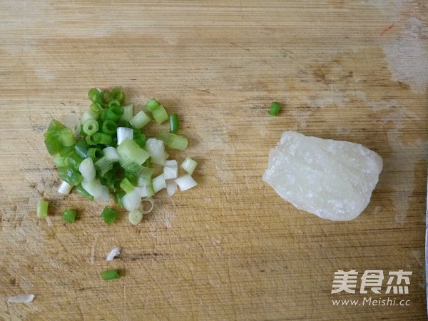 油焖春笋的做法步骤:2