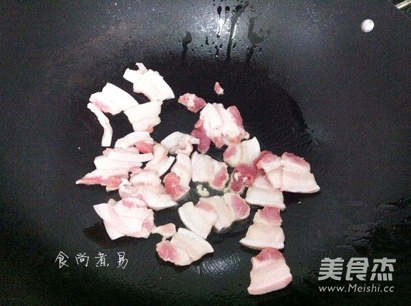 蒜香豆干五花肉的做法步骤:3