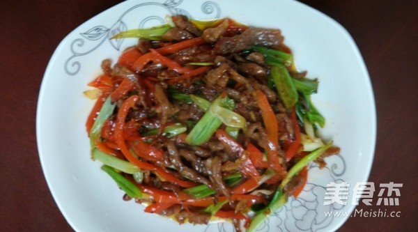 葱爆肉丝的做法步骤：9