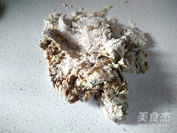 蔓越莓核桃软欧包的做法步骤:4
