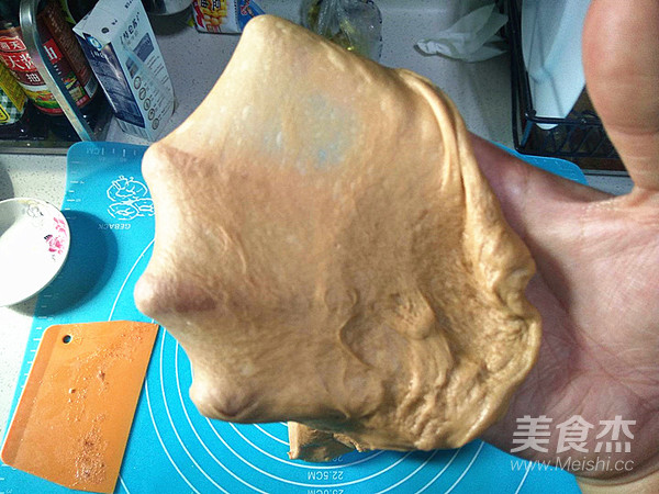 蔓越莓核桃软欧包的做法步骤:7