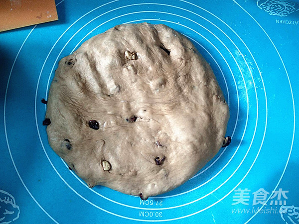 蔓越莓核桃软欧包的做法步骤:12