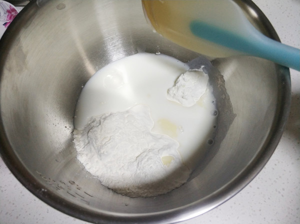 浓香炼乳面包的做法步骤:4