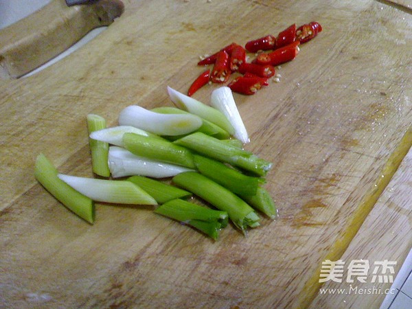 醋溜白菜片的做法步骤:2