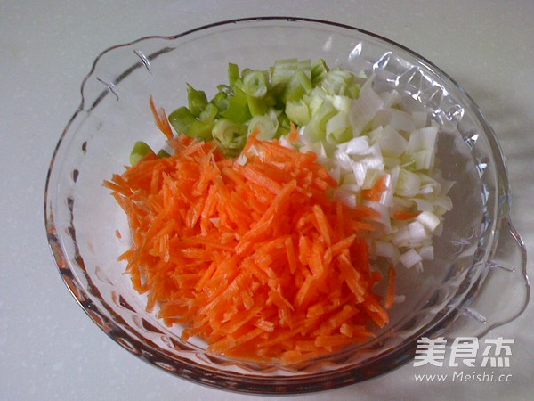 煎藕饼的做法步骤：1