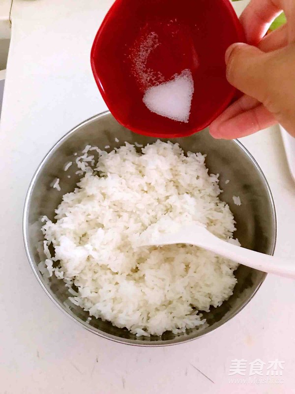北极甜虾寿司的做法步骤:2