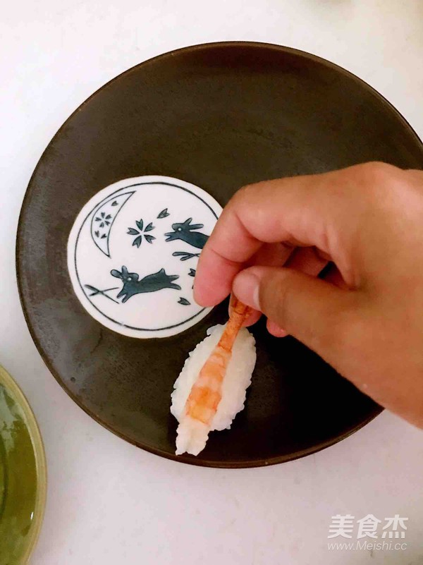 北极甜虾寿司的做法步骤:7