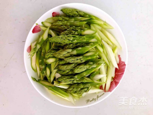 虾仁芦笋的做法步骤:3