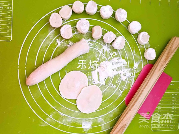 清汤香葱肉馄饨的做法步骤:4