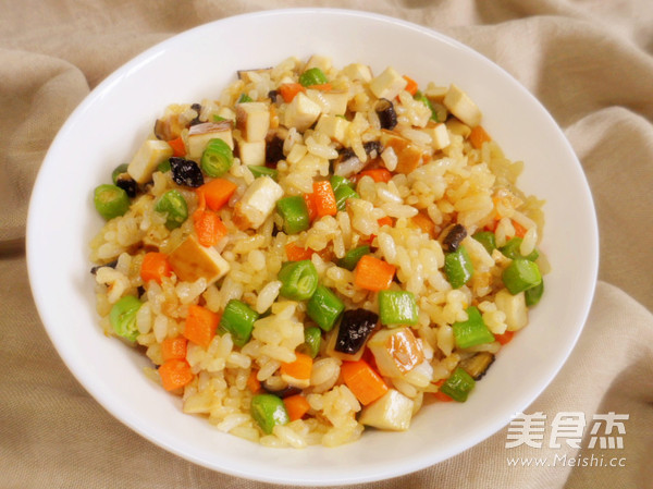 杂蔬炒饭的做法步骤:6