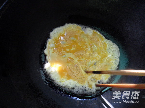 虾仁炒饭的做法步骤:4