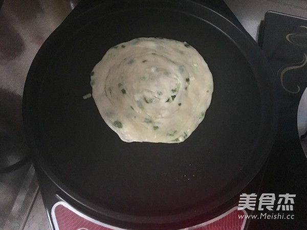 葱油手抓饼的做法步骤：7