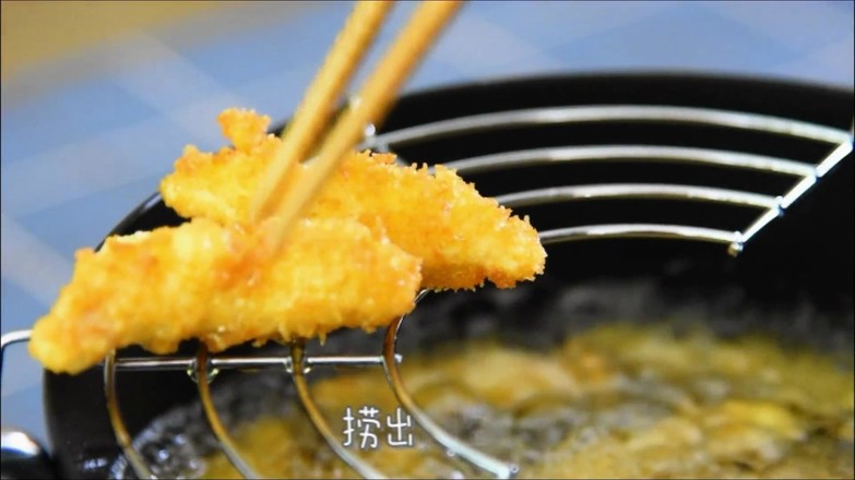 泡沫剧达人的最佳零食,一边喝着啤酒,一边吃着香酥鸡条,生活乐无边。的做法步骤:8