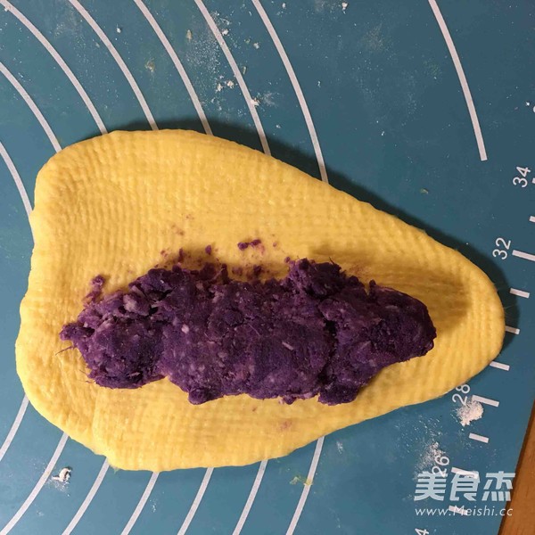 南瓜面包(紫薯椰蓉馅)的做法步骤:3