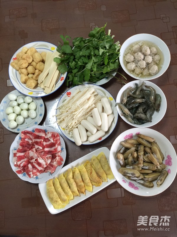麻辣骨头火锅的做法步骤:7
