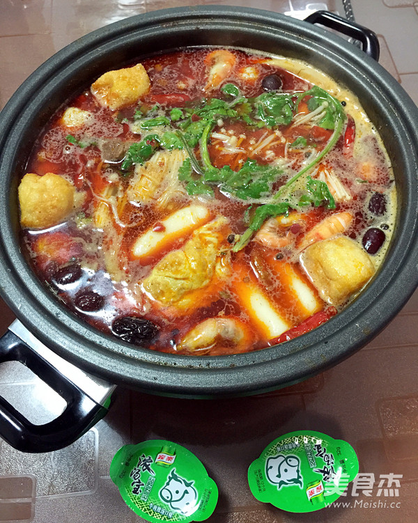麻辣骨头火锅的做法步骤:9