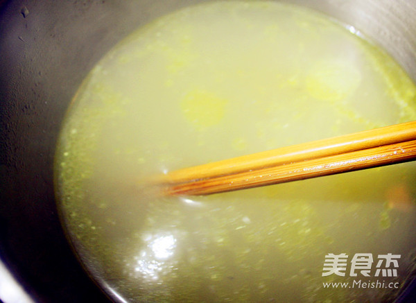 黄鱼面的做法步骤:7