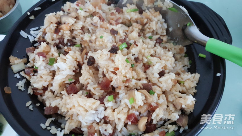 全好评之腊味煲仔饭的做法步骤:9