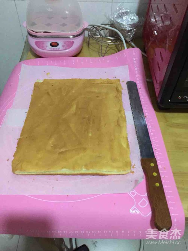 草莓蛋糕卷的做法步骤:8