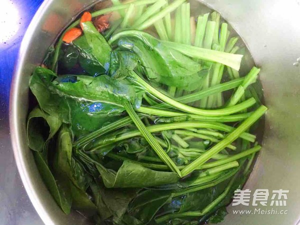 菠菜鸡蛋汤的做法步骤:7