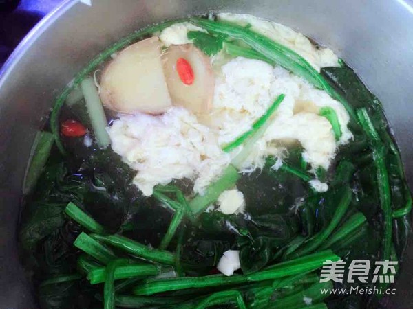 菠菜鸡蛋汤的做法步骤:7