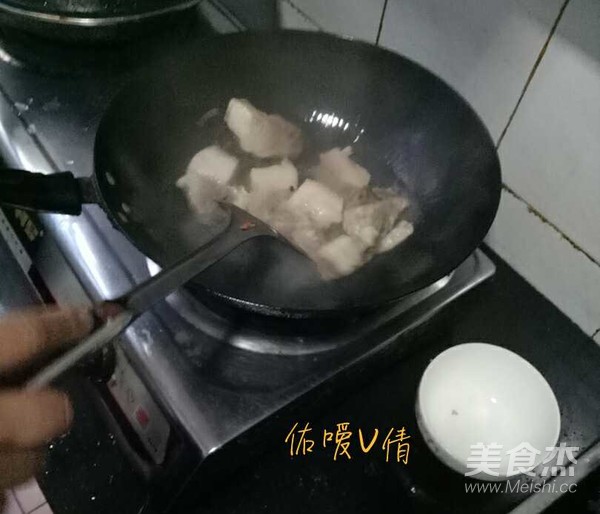 红烧肉的做法步骤：4