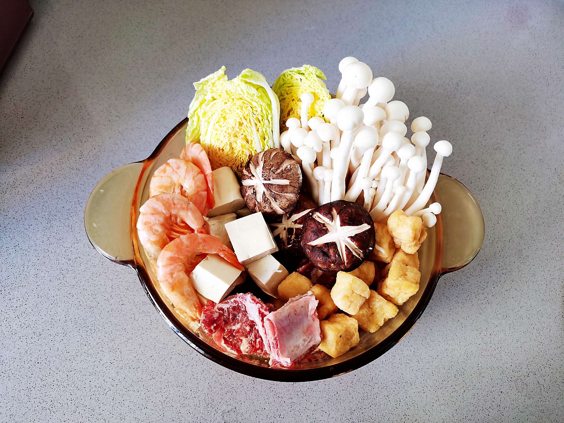 汤鲜味美的豆浆火锅的做法步骤：1