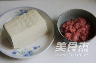 麻婆豆腐的做法步骤：1