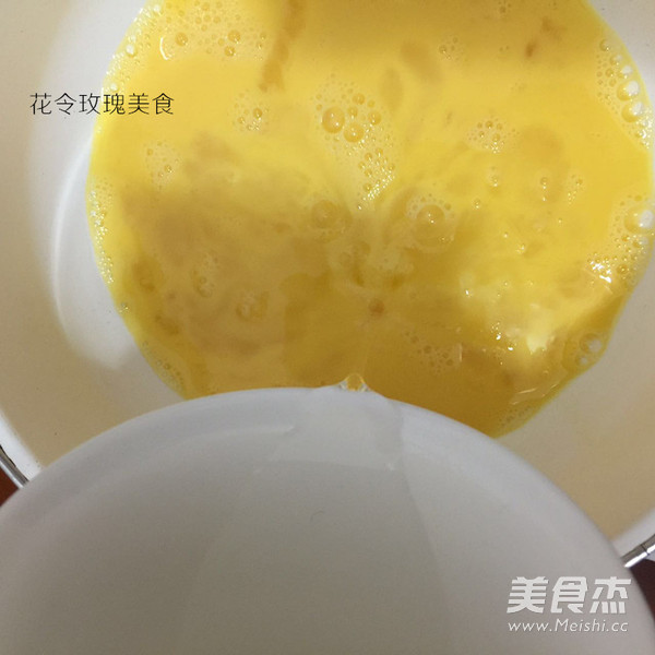 绿豆铜锣烧的做法步骤：2