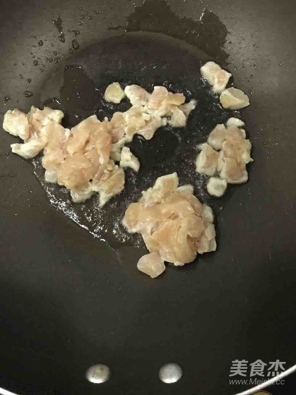 宫爆鸡丁的做法步骤:2
